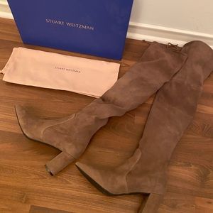 Never worn! Stuart Weizmann Beautiful Over the Knee Suede Boots! Size 9